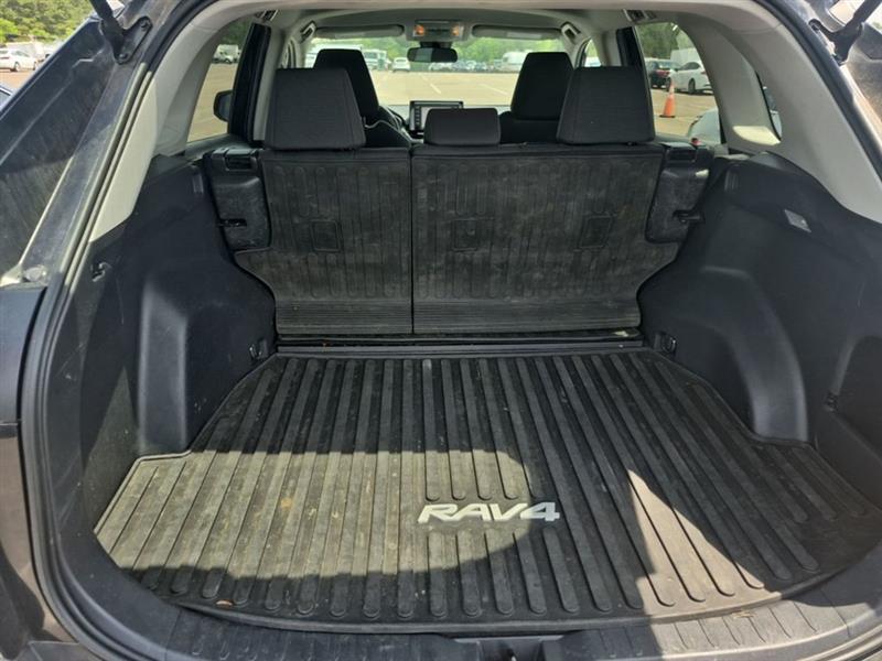 Toyota RAV4  2021