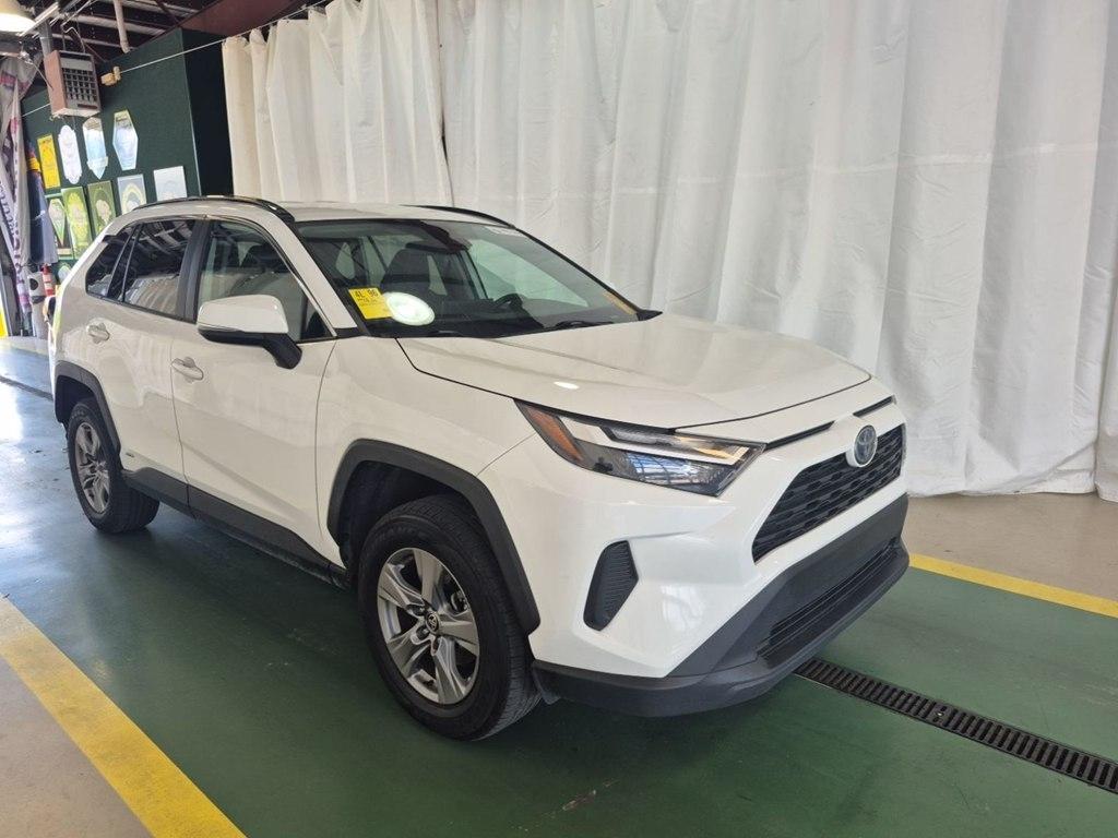 2023 Toyota RAV4 Hybrid XLE