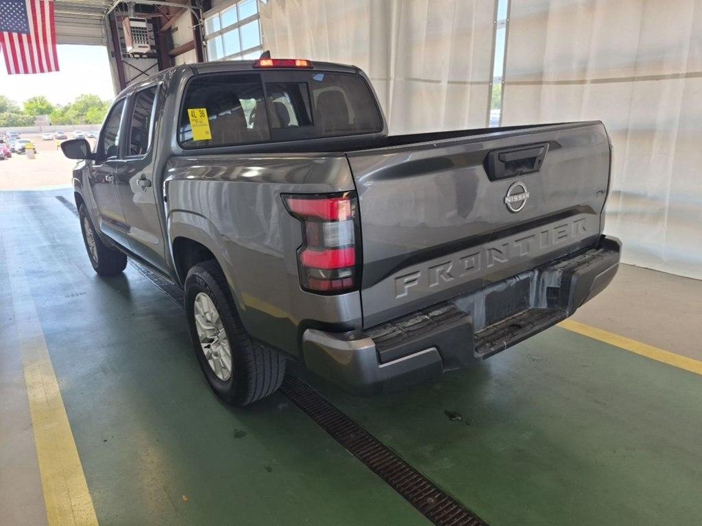Nissan Frontier  2022