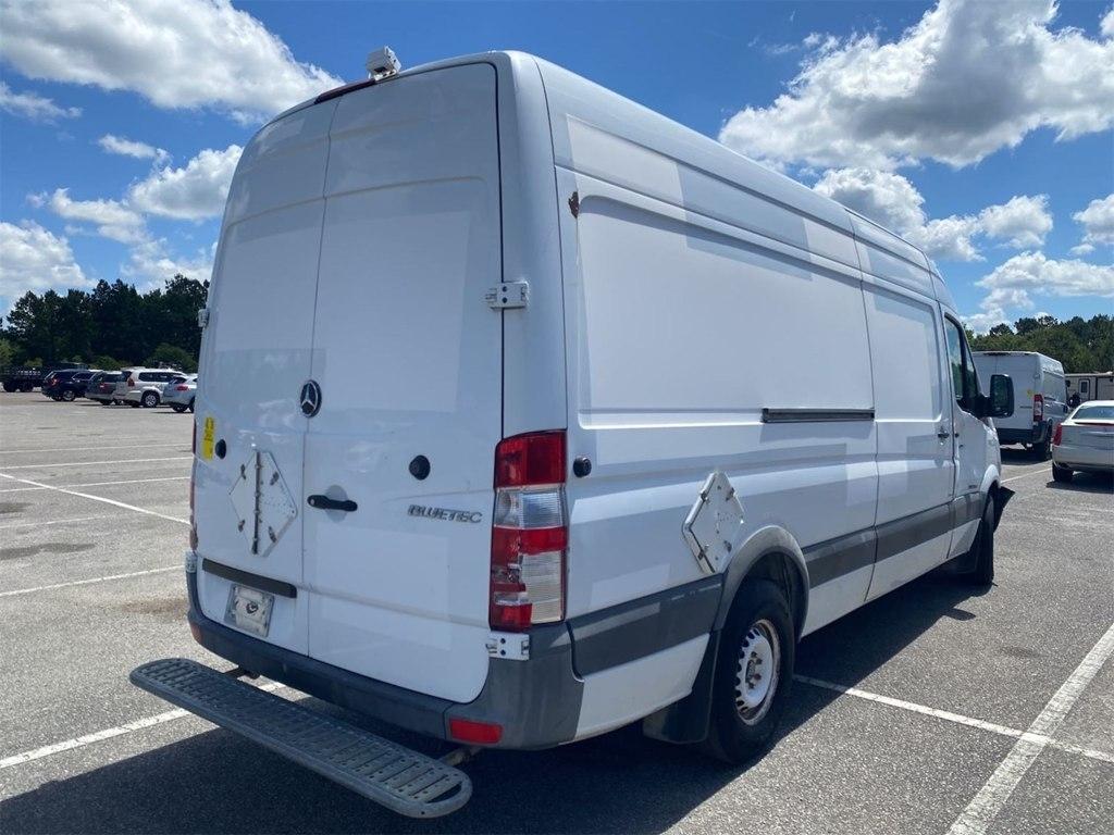 Mercedes-Benz Sprinter  2011