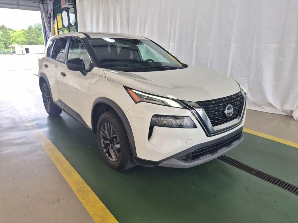 Nissan Rogue  2022