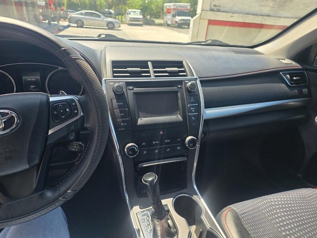 Toyota Camry  2015
