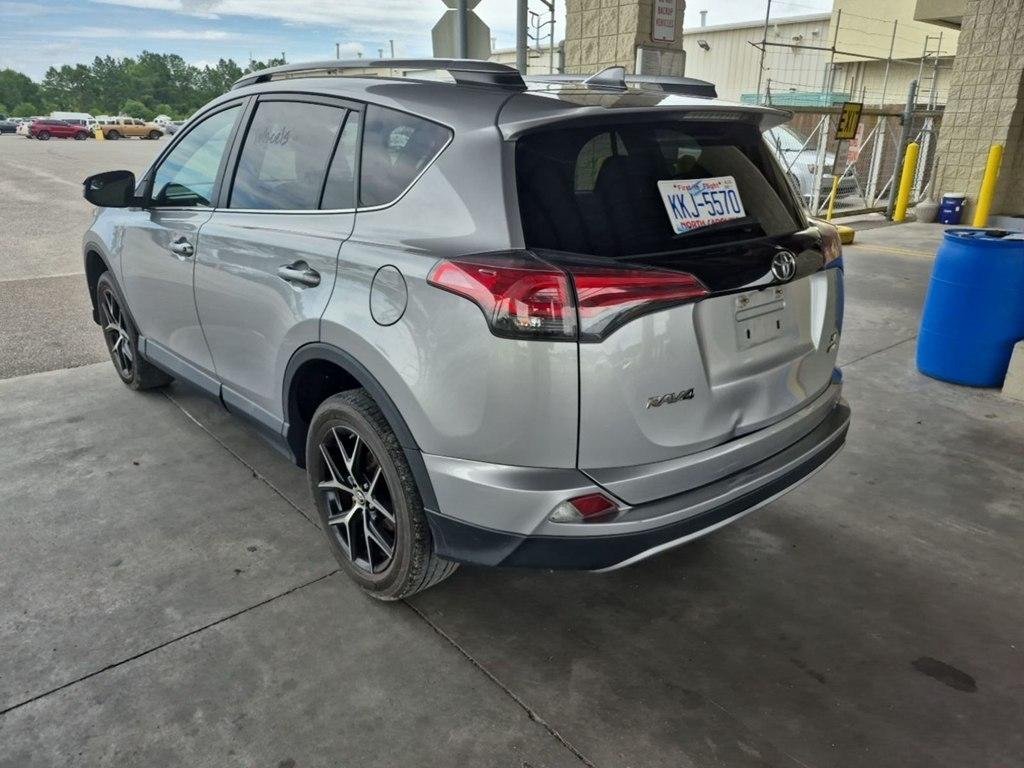 Toyota RAV4  2017