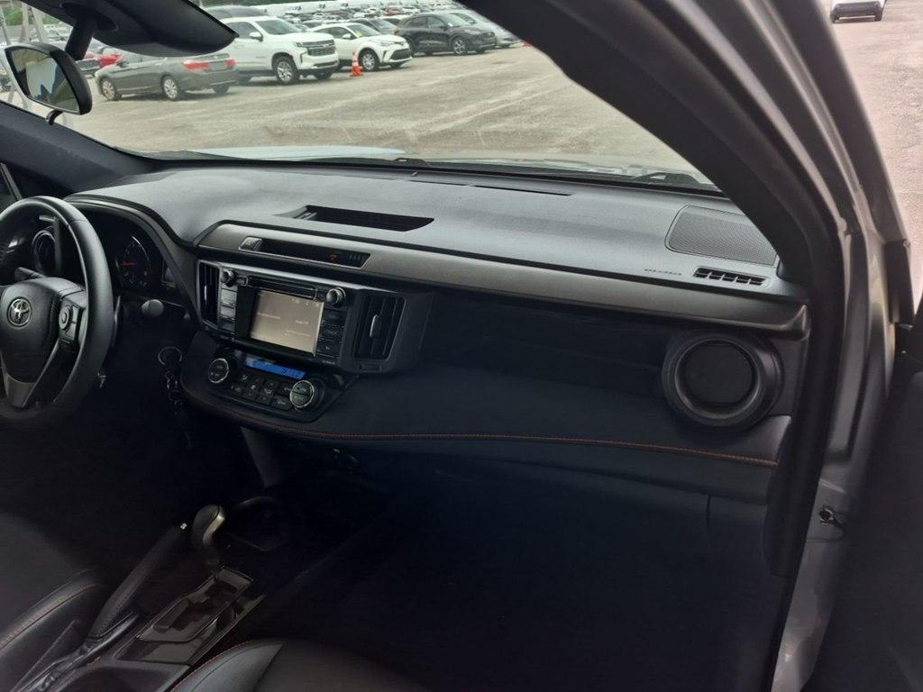 Toyota RAV4  2017