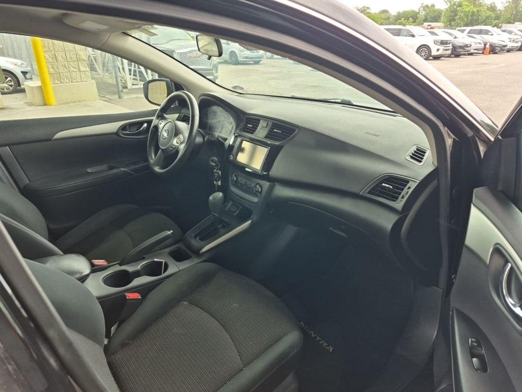 Nissan Sentra  2019