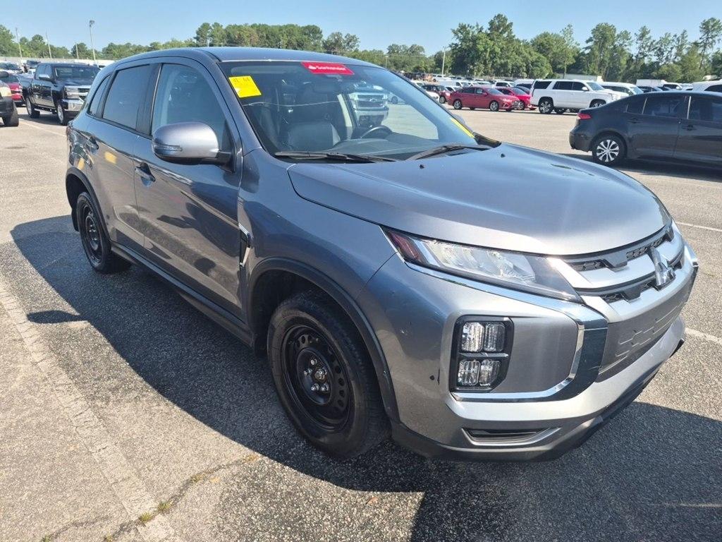 Mitsubishi Outlander Sport  2023