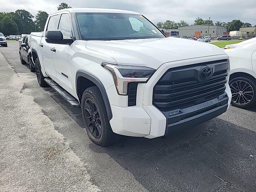 Toyota Tundra  2022