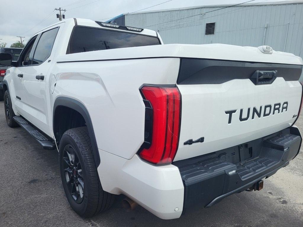 Toyota Tundra  2022