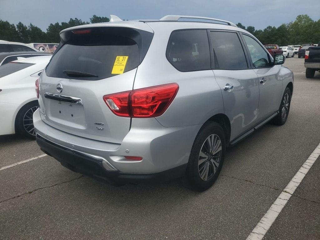 Nissan Pathfinder  2019