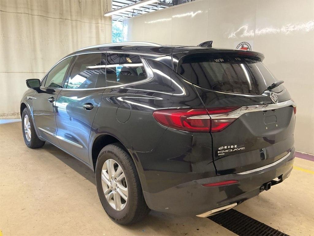 Buick Enclave  2020