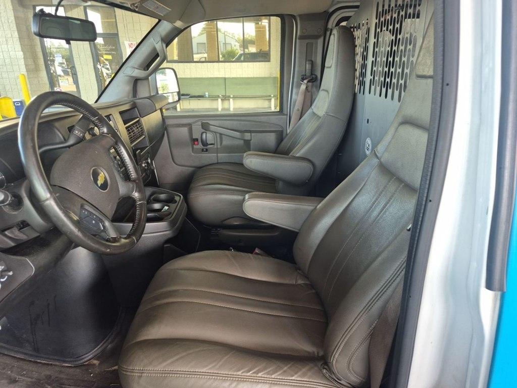 Chevrolet Express  2021