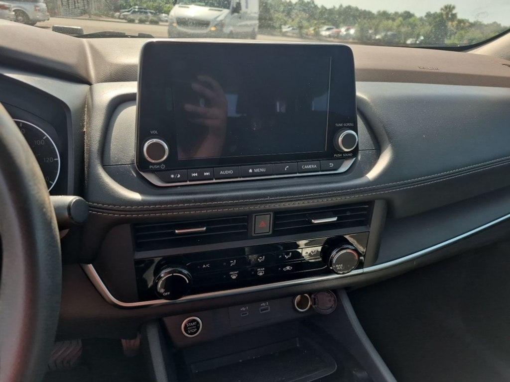 Nissan Rogue  2023