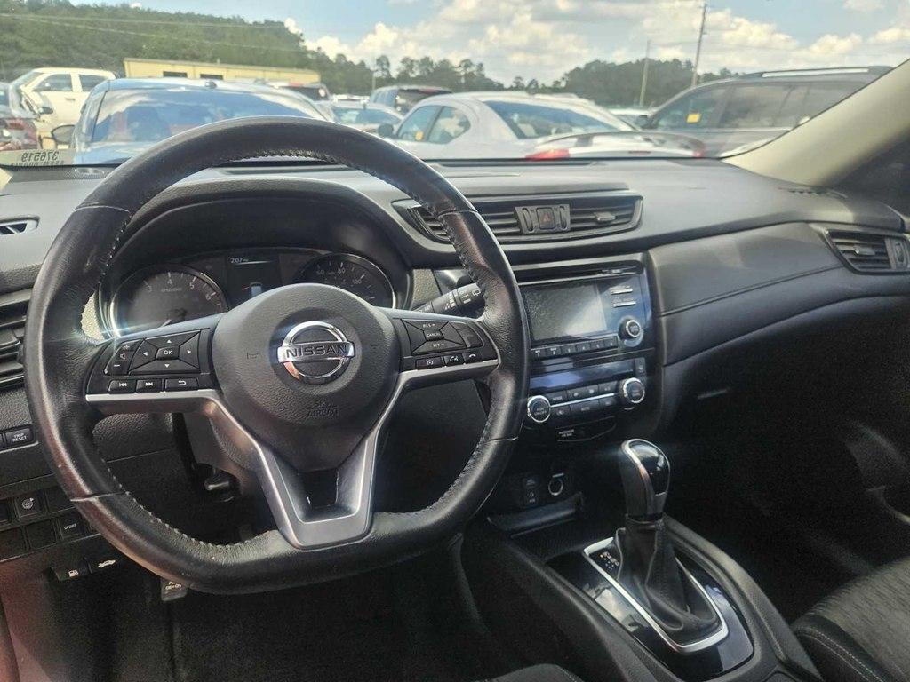 Nissan Rogue  2017