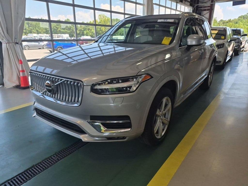 Volvo XC90  2024