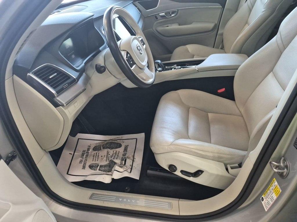 Volvo XC90  2024