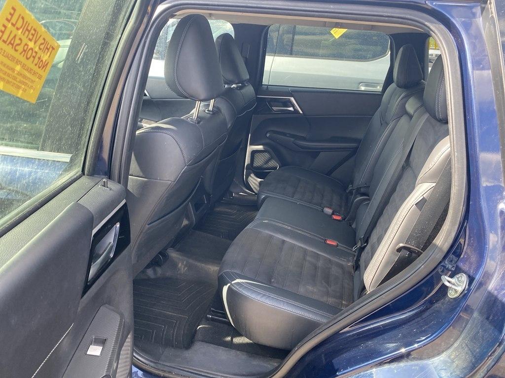 Mitsubishi Outlander  2022
