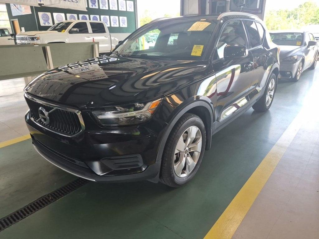 Volvo XC40  2022
