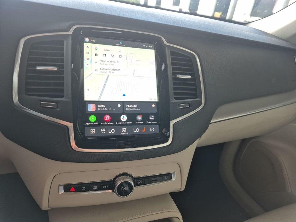 Volvo XC90  2023