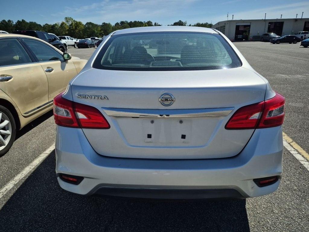 Nissan Sentra  2019