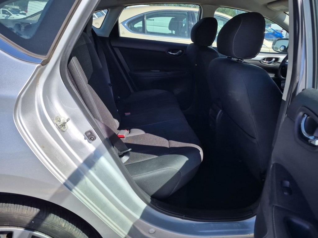Nissan Sentra  2019