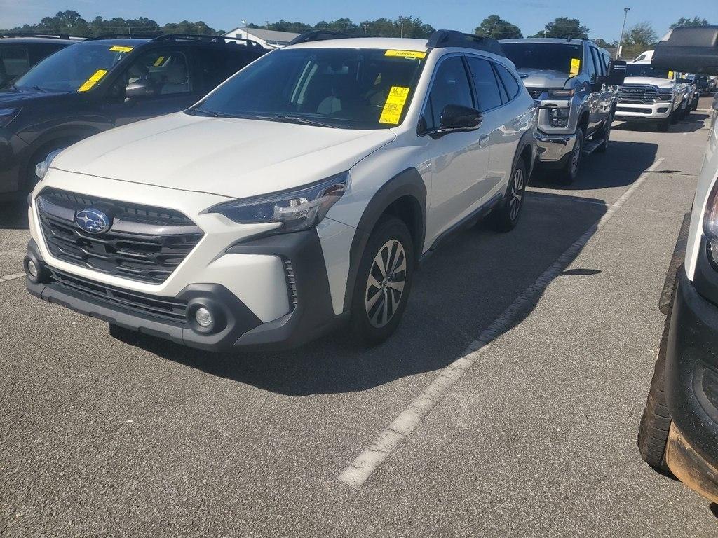 Subaru Outback  2023