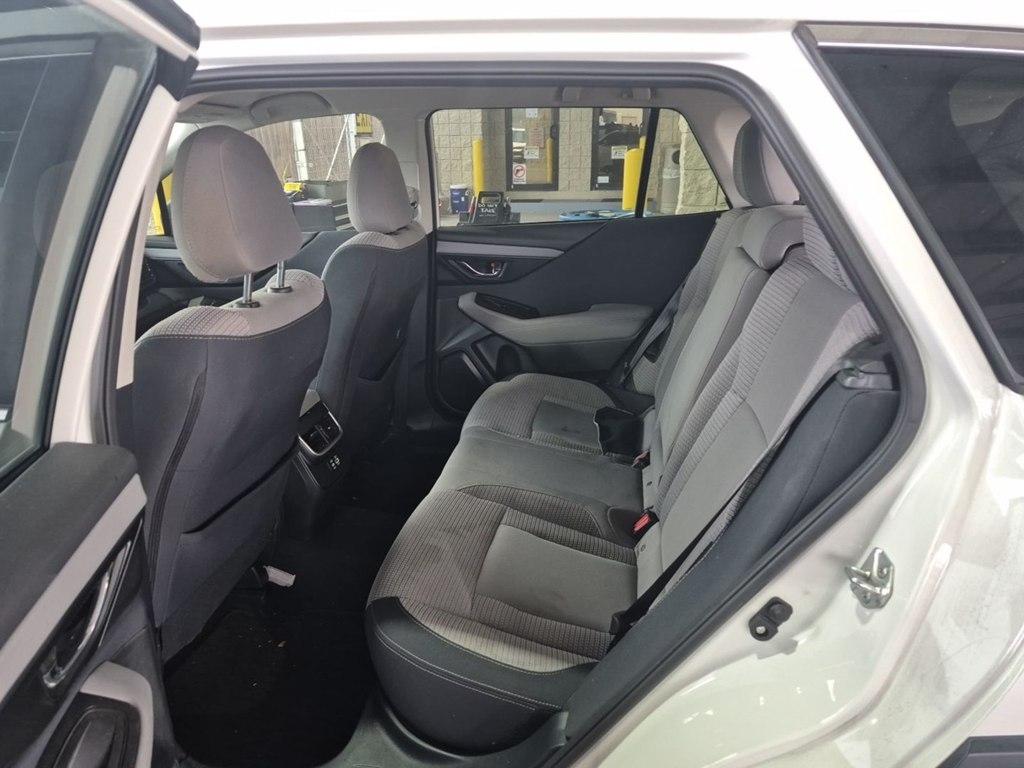 Subaru Outback  2023