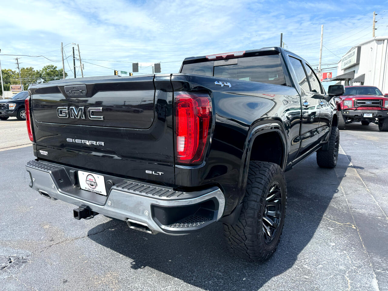 GMC Sierra 1500 4WD Crew Cab 143.5" SLT 2020 GMC Sierra 1500 4WD Crew Cab 143.5" SLT 2020