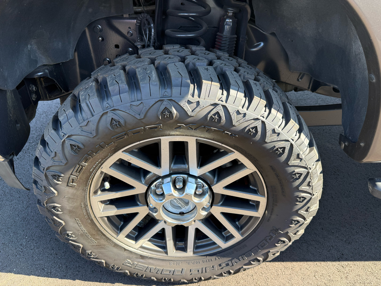 Ford F-250 SD Lariat Crew Cab 4WD 2017