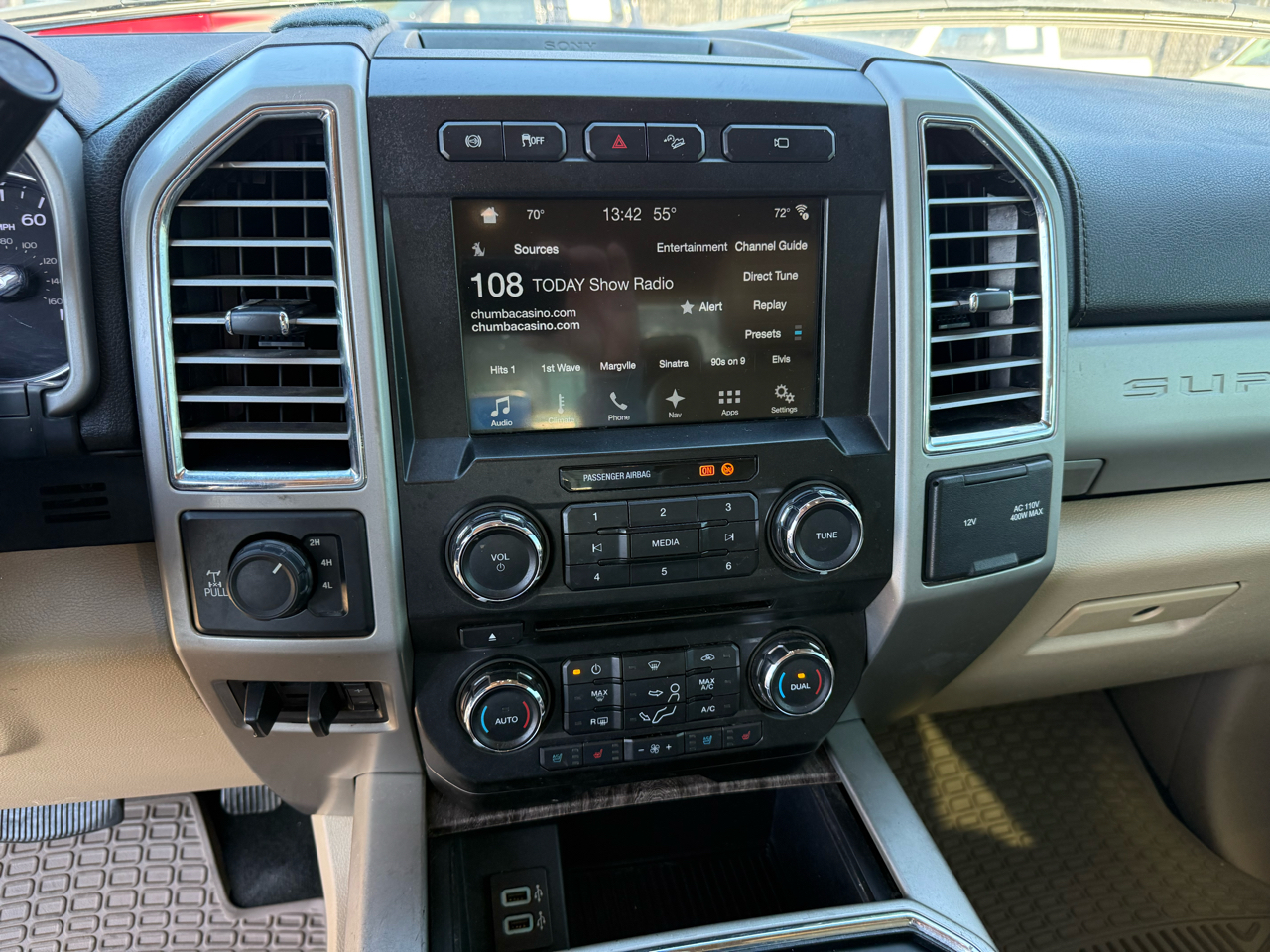 Ford F-250 SD Lariat Crew Cab 4WD 2017