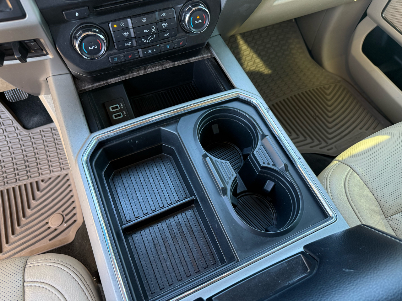 Ford F-250 SD Lariat Crew Cab 4WD 2017