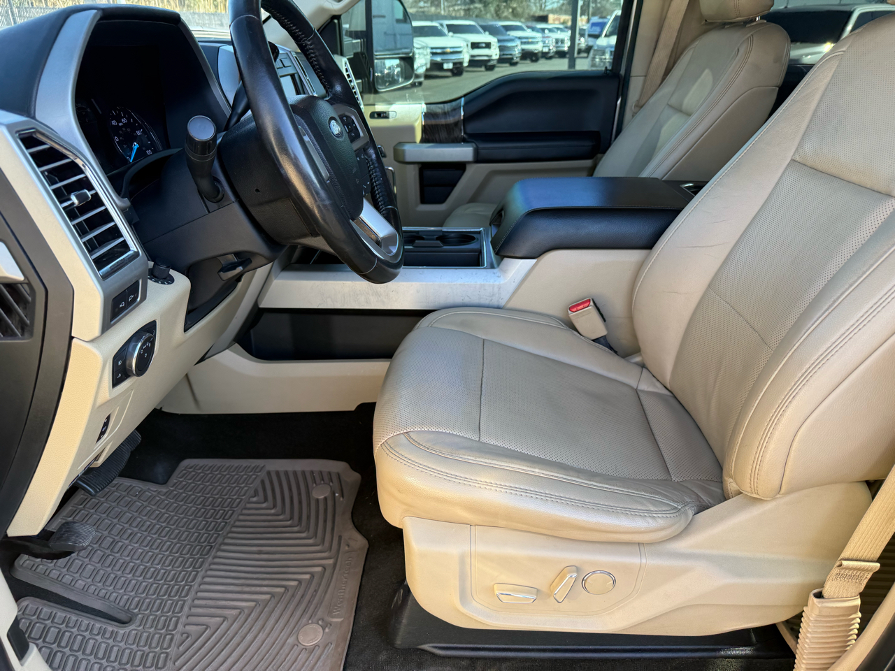 Ford F-250 SD Lariat Crew Cab 4WD 2017