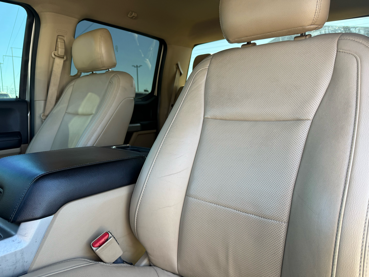 Ford F-250 SD Lariat Crew Cab 4WD 2017