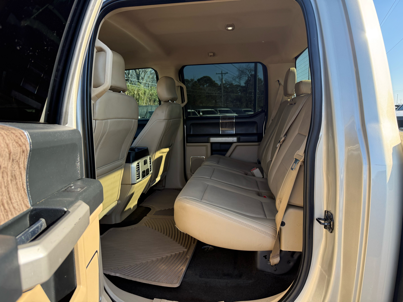 Ford F-250 SD Lariat Crew Cab 4WD 2017