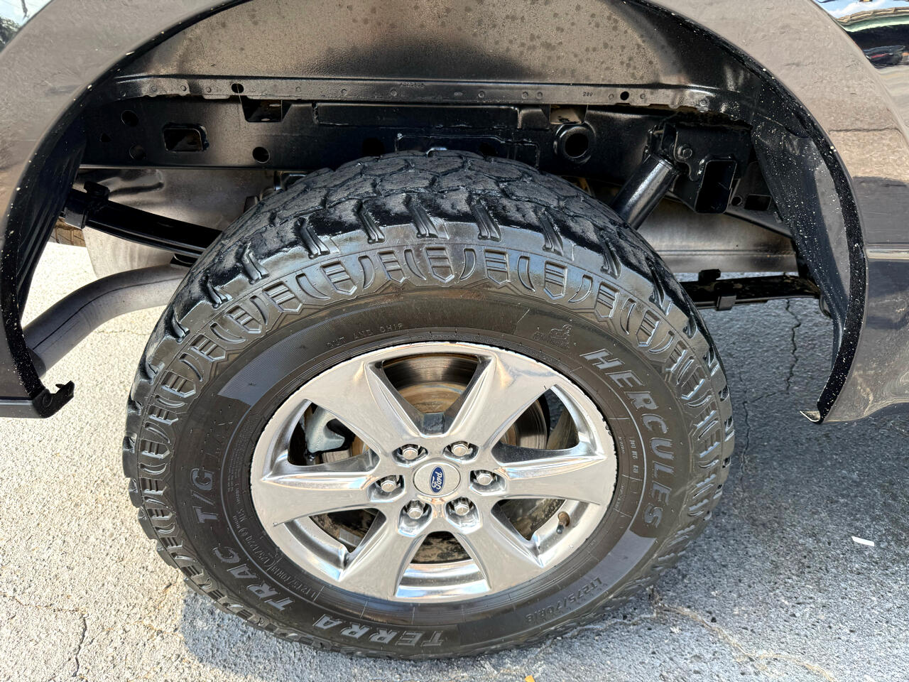 2019 Ford F-150 XLT photo 32