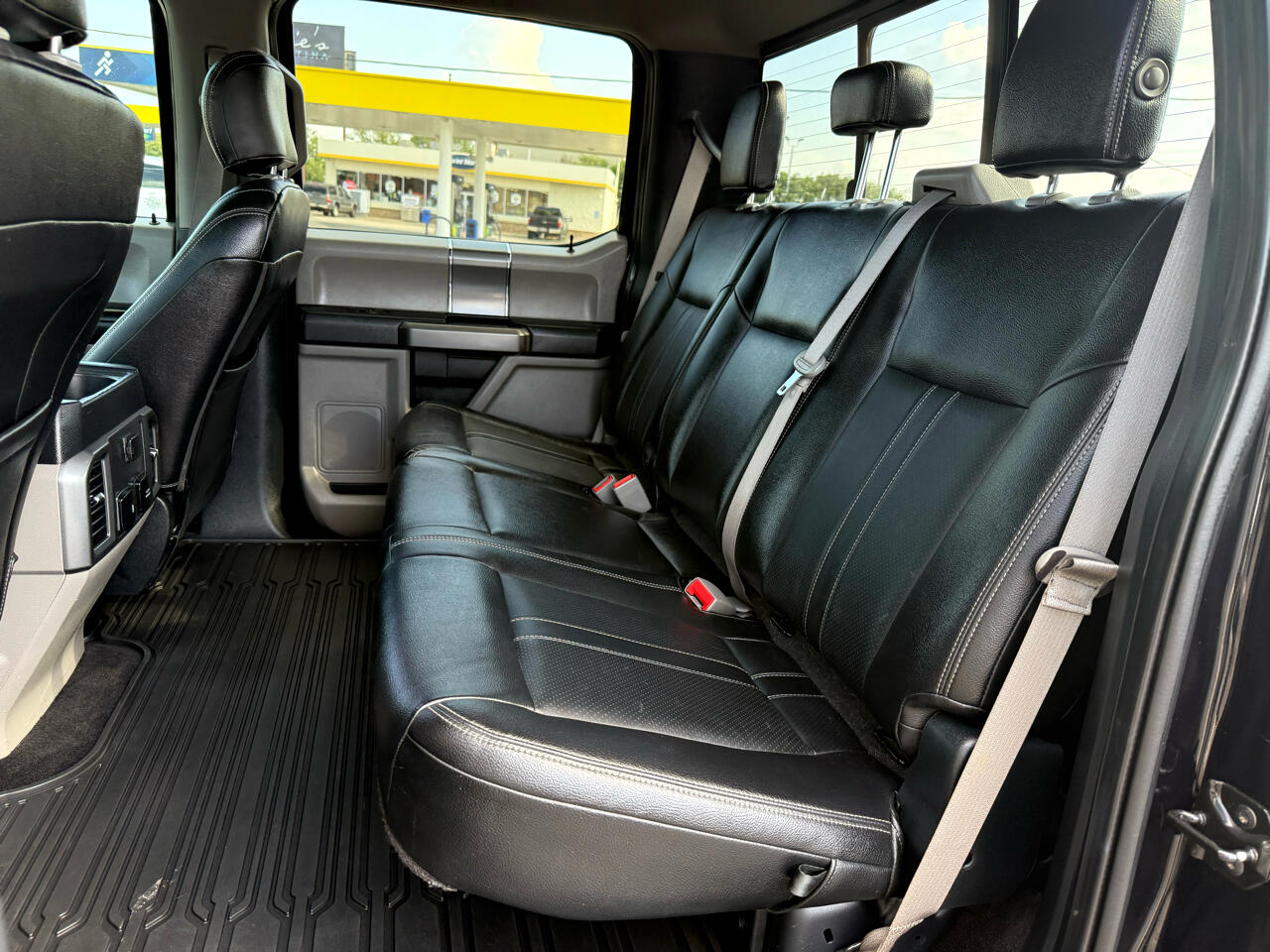 2019 Ford F-150 XLT photo 23