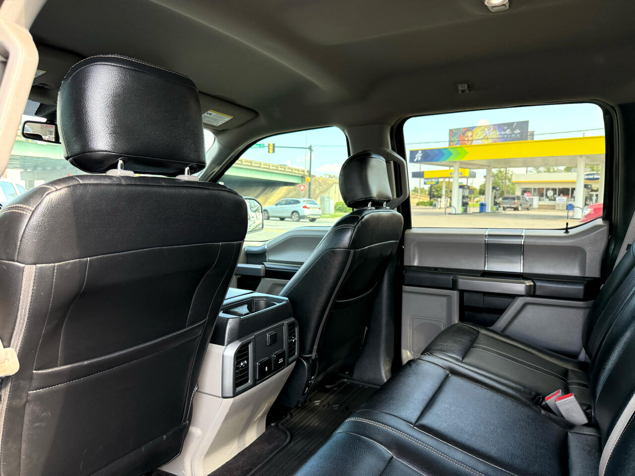 2019 Ford F-150 XLT photo 29