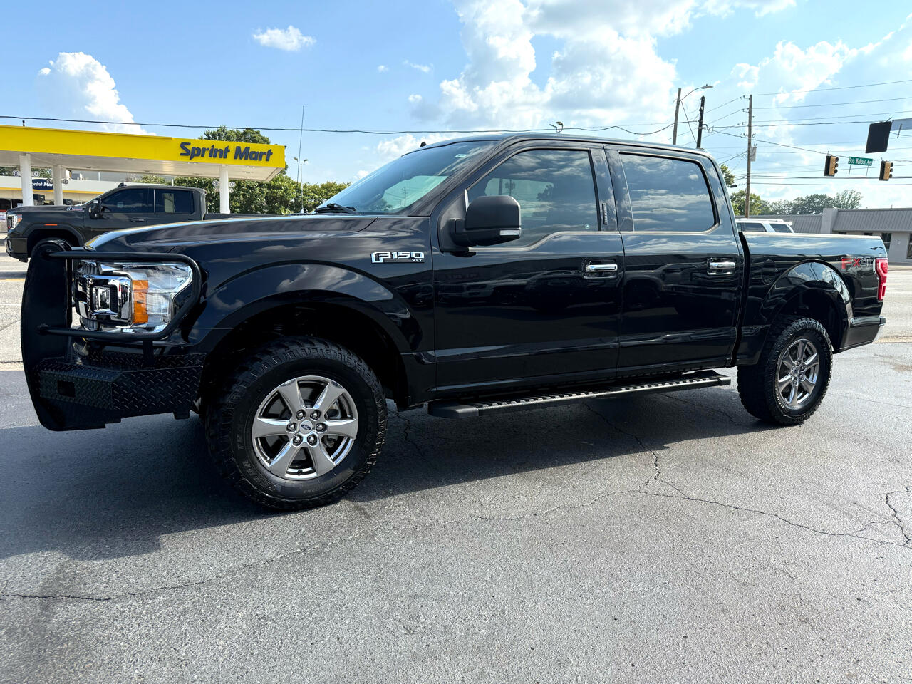 2019 Ford F-150 XLT photo 3