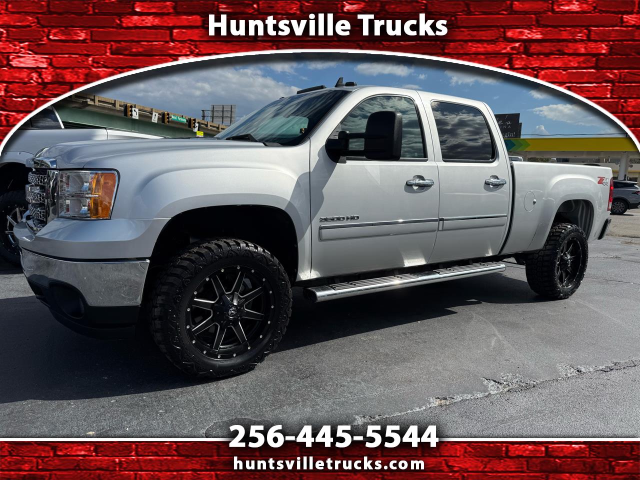 GMC Sierra 3500HD SLE Crew Cab 4WD 2013 GMC Sierra 3500HD SLE Crew Cab 4WD 2013