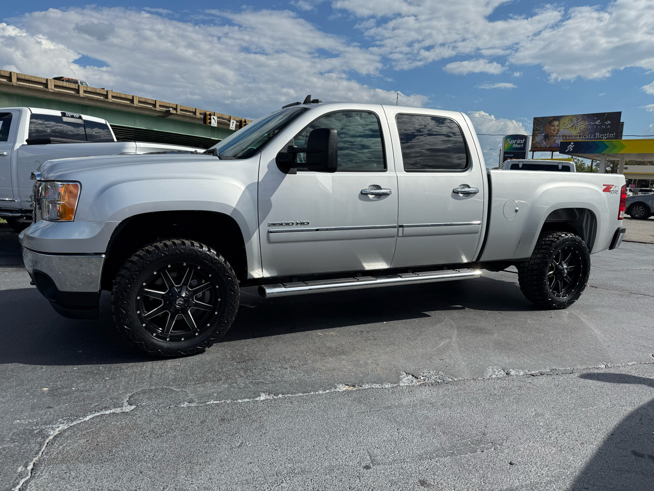 2013 Gmc Sierra SLE photo 4