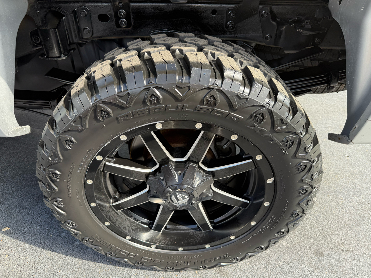 GMC Sierra 3500HD SLE Crew Cab 4WD 2013 GMC Sierra 3500HD SLE Crew Cab 4WD 2013