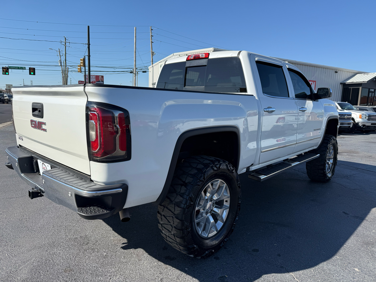 GMC Sierra 1500 4WD Crew Cab 143.5" SLT 2018