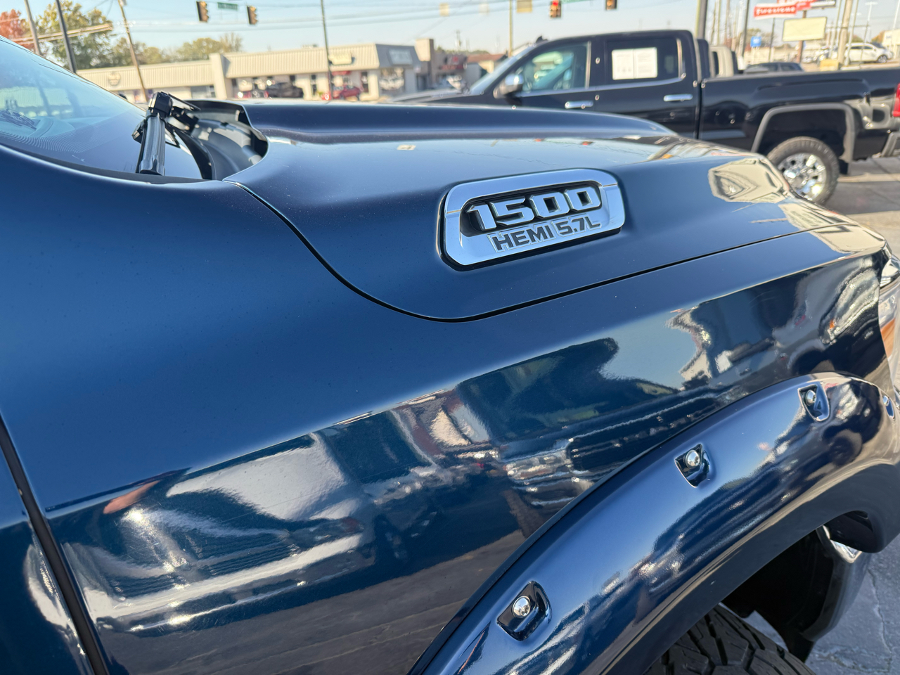 RAM 1500 Big Horn/Lone Star 4x4 Crew Cab 5'7" Box 2019