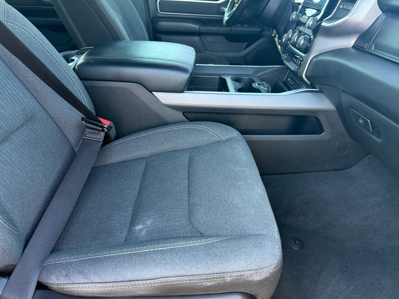 RAM 1500 Big Horn/Lone Star 4x4 Crew Cab 5'7" Box 2019