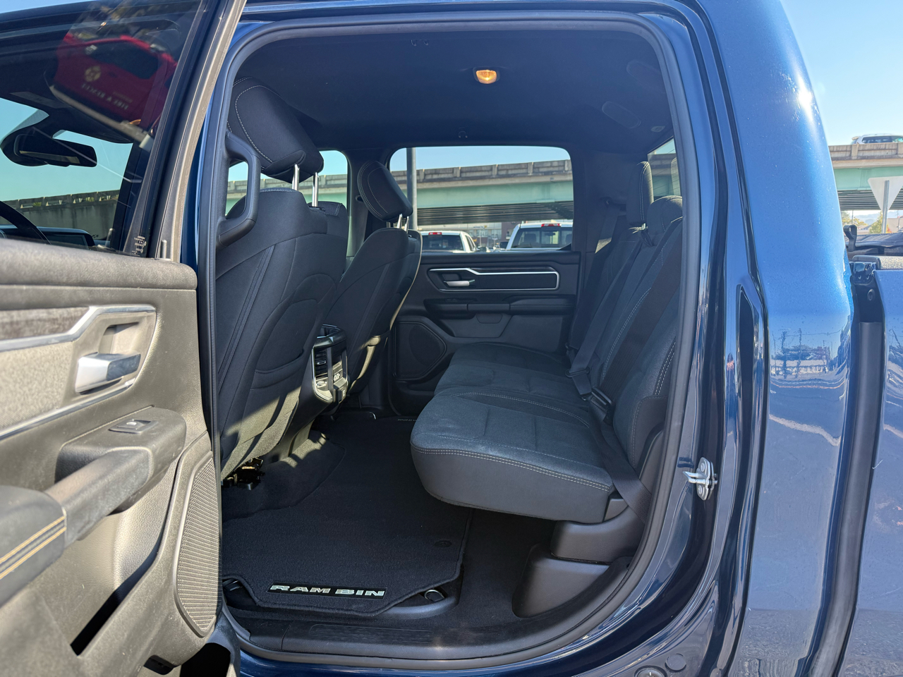 RAM 1500 Big Horn/Lone Star 4x4 Crew Cab 5'7" Box 2019