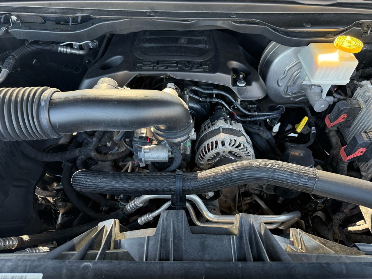 RAM 1500 Big Horn/Lone Star 4x4 Crew Cab 5'7" Box 2019