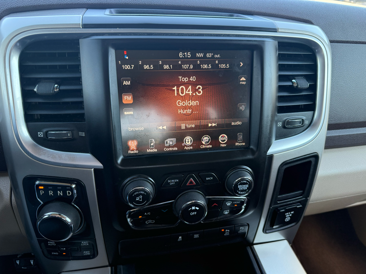 RAM 1500 4WD Crew Cab 149" Big Horn 2016