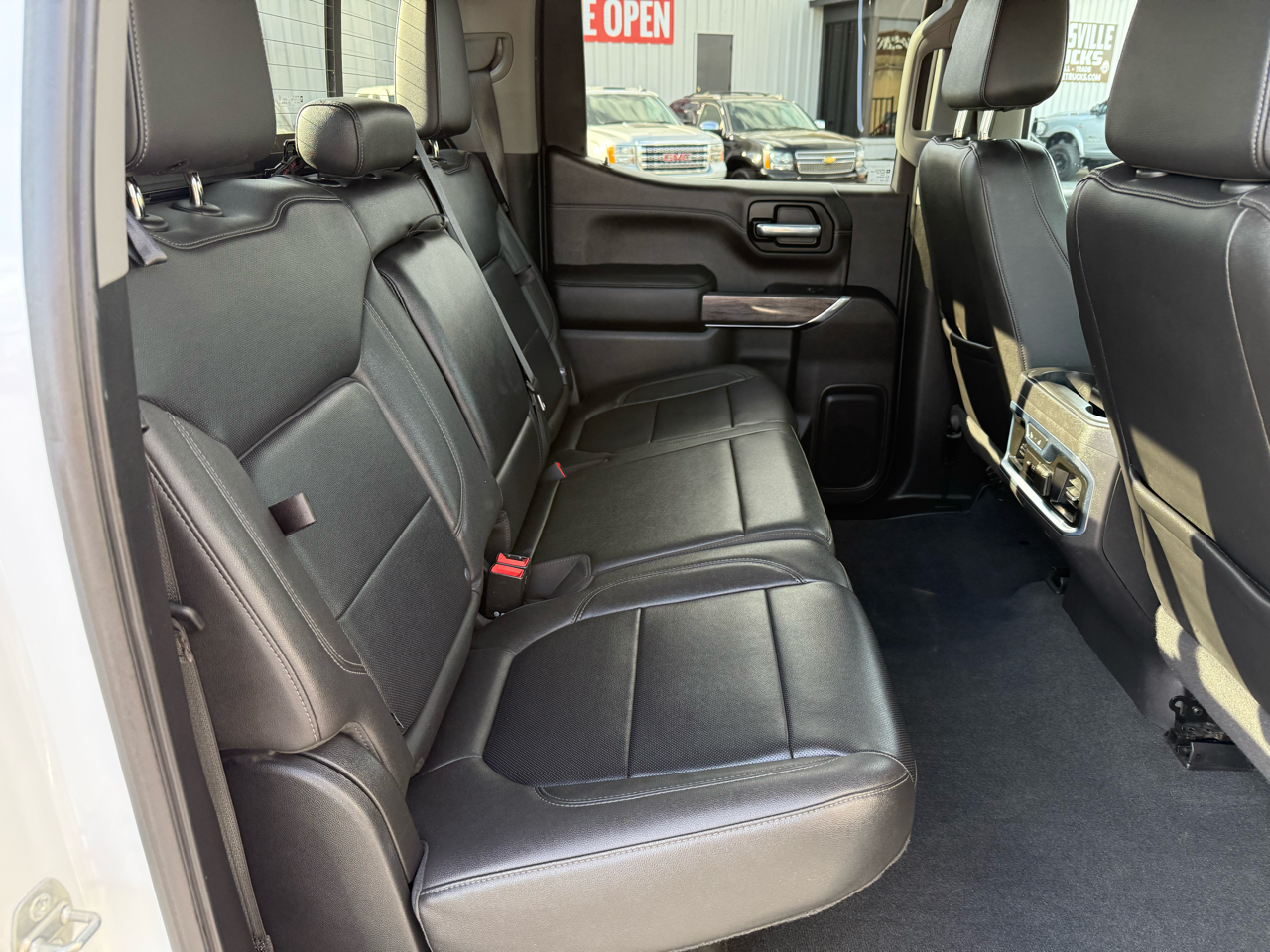 Chevrolet Silverado 1500 4WD Crew Cab 147" LTZ 2021