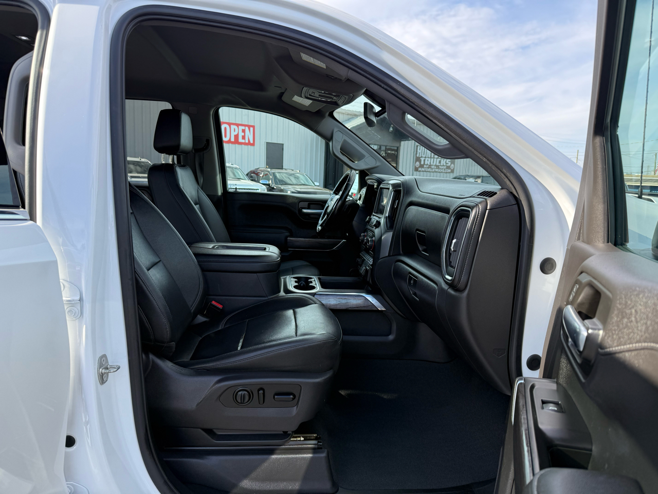 Chevrolet Silverado 1500 4WD Crew Cab 147" LTZ 2021