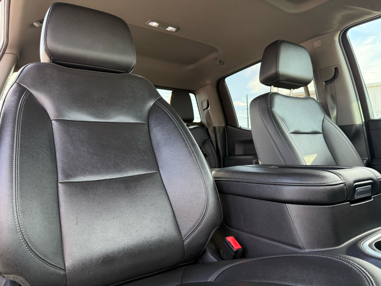 Chevrolet Silverado 1500 4WD Crew Cab 147" LTZ 2021