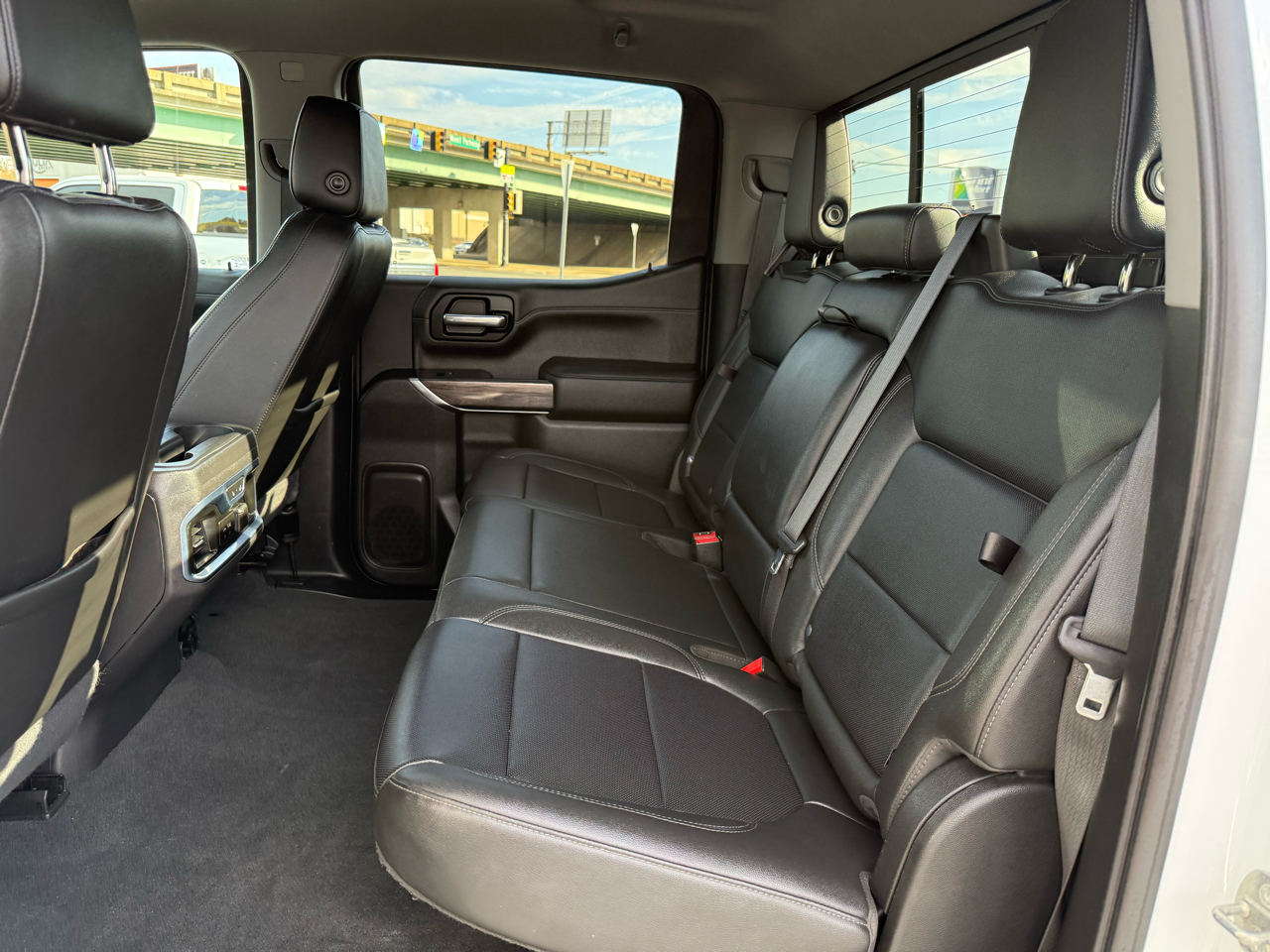 Chevrolet Silverado 1500 4WD Crew Cab 147" LTZ 2021